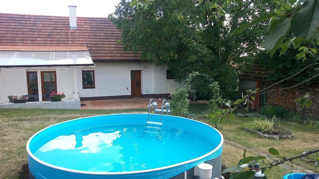 Apartment Techov Бланско Екстериор снимка
